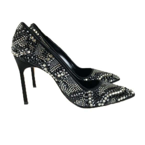 NWT Manolo Blahnik BB Black Satin Swarovski Embellished Crystal Pumps 9.5 - Picture 2 of 8